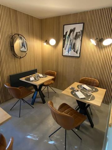 Boussac  Hotel Le Central מראה חיצוני תמונה