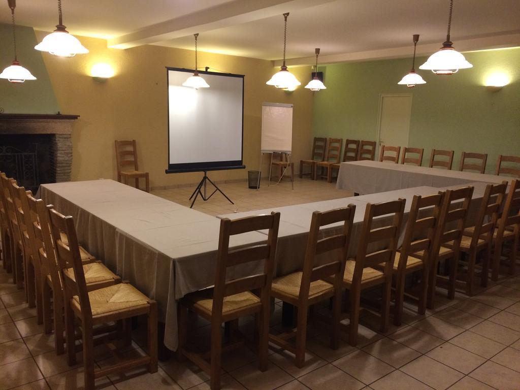 Boussac  Hotel Le Central מראה חיצוני תמונה